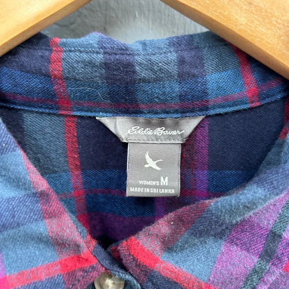 Eddie Bauer Plaid  Flannel button down, size M - Picture 3 of 10